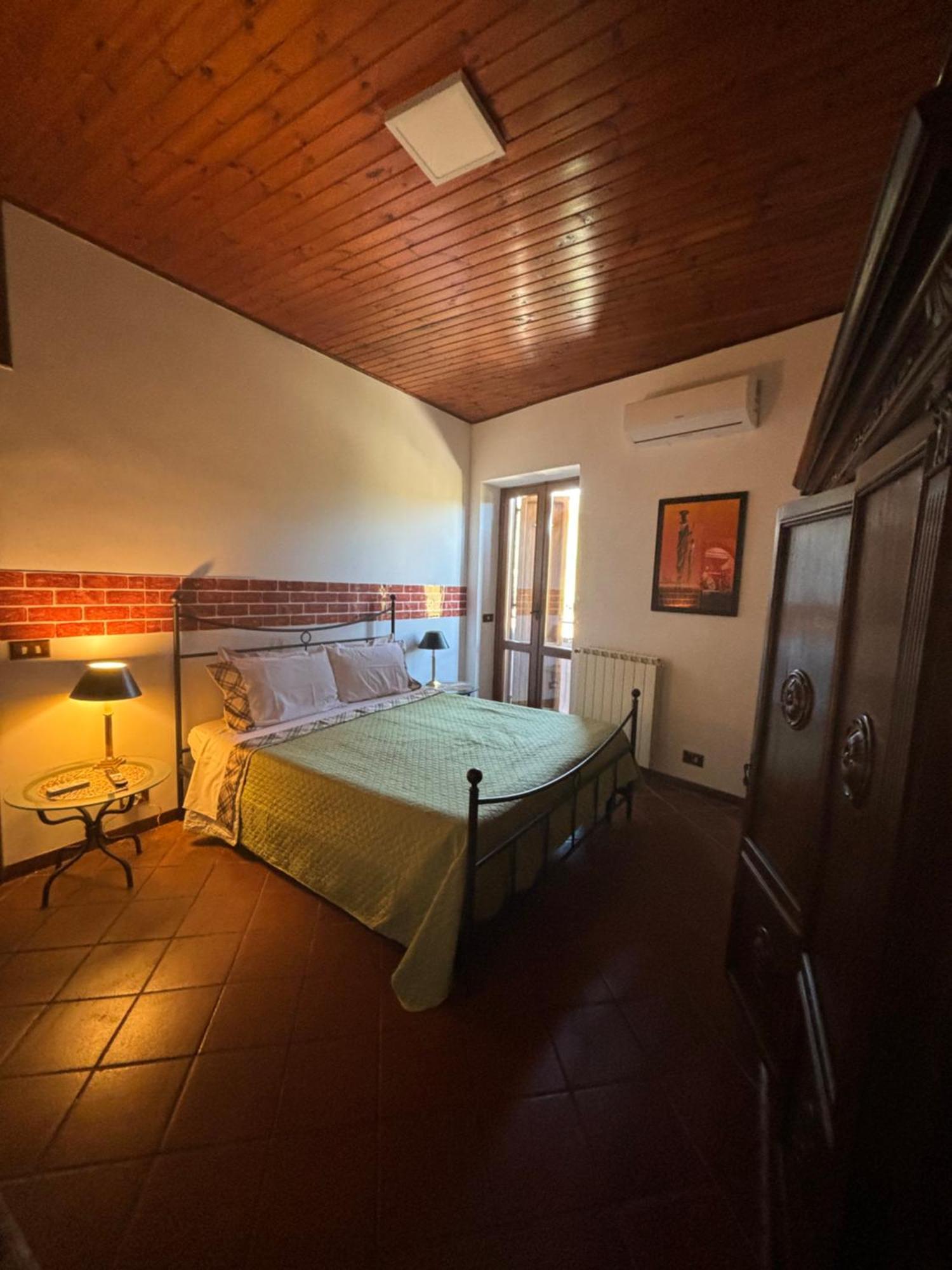 Apartment Delle Sorelle Nel Centro Storico *